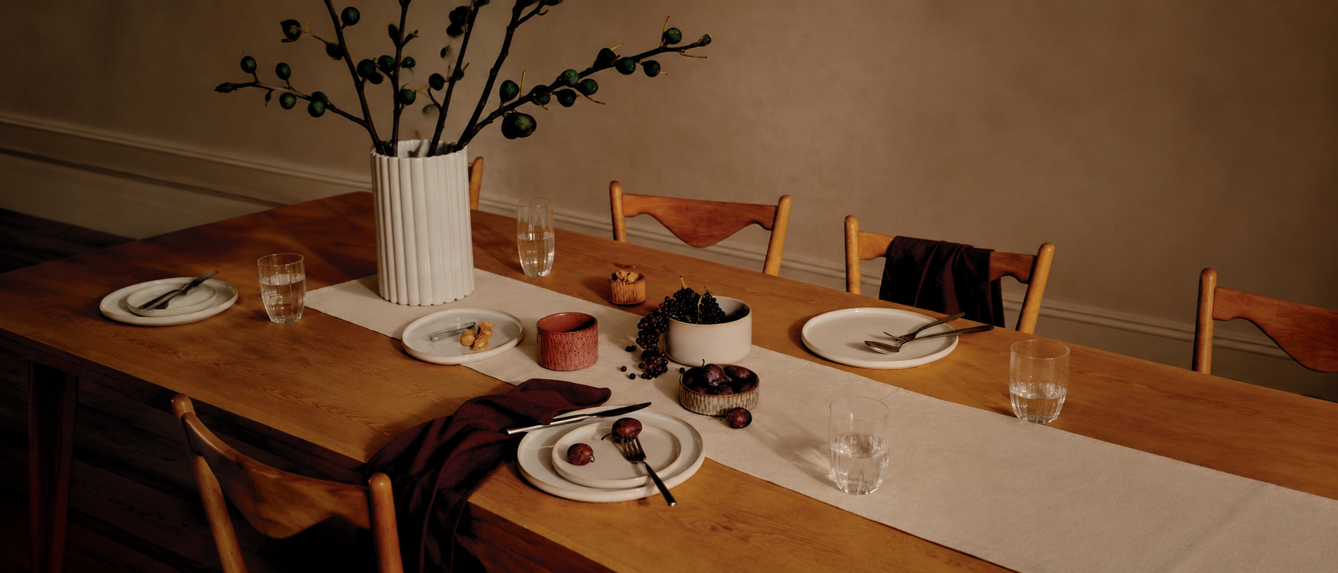 Relaxed table setting with everyday tableware