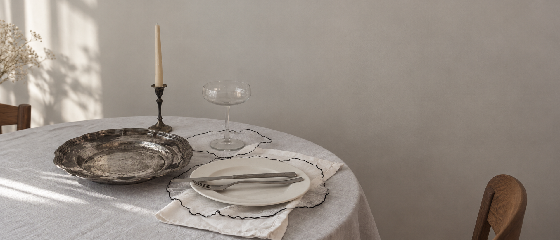 Tableware arranged for everyday dining